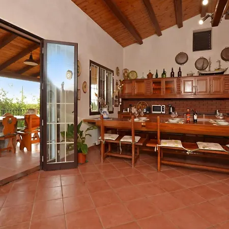 Villa Torres - Happy *